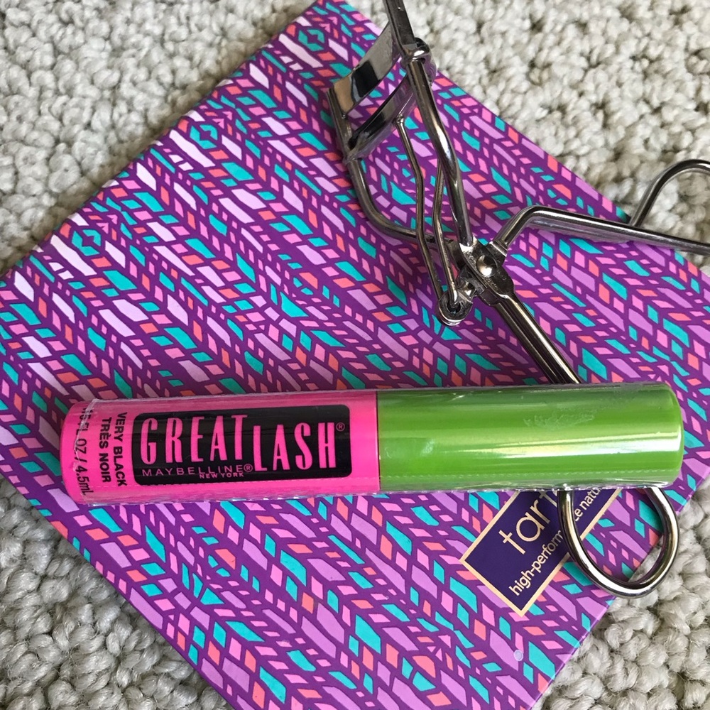 $1 Maybelline Great Lash Mascara, very black